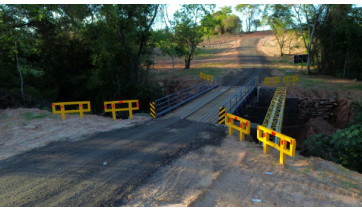 Após mais de dois anos e meio sem pontes e transtornos, locais voltam a ter passagem em Adamantina