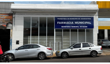 Prefeito de Adamantina e equipe vistoriam prédio da nova farmácia municipal, alugado há 1 ano