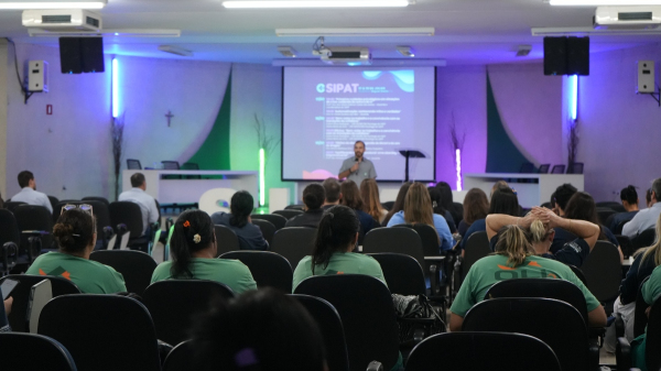 Servidores da FAI participam da SIPAT 2024 (Foto: Samuel Bratifich Pinheiro).