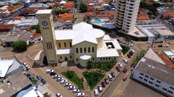 Igreja Matriz de Santo Antonio (Foto: Fabio Chaves/@adtdrone).