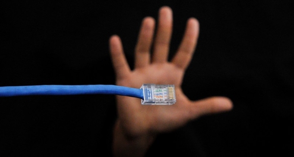 Anatel proíbe redução na velocidade de internet fixa por tempo indeterminado (Foto: Edilson Rodrigues/Agência Senado).